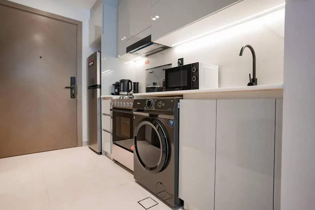 Cozy Studio With Burj Views Pool Gym Central Dubai 0*,