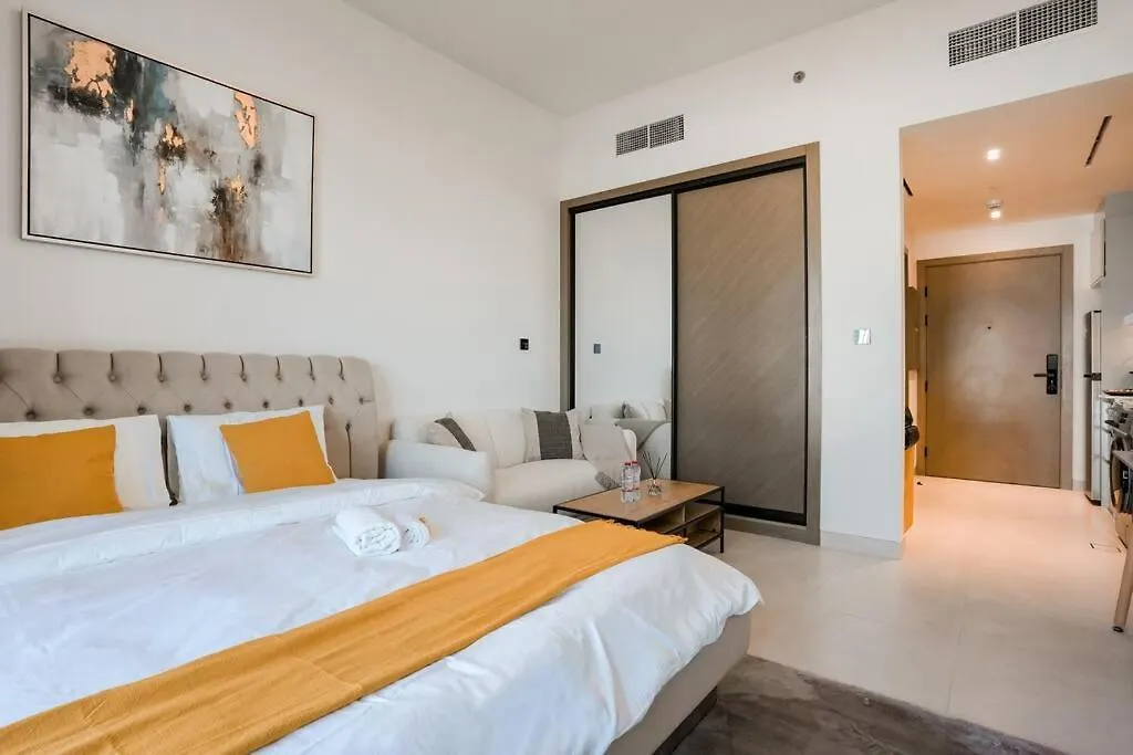 Apartment Cozy Studio With Burj Views Pool Gym Central Dubai