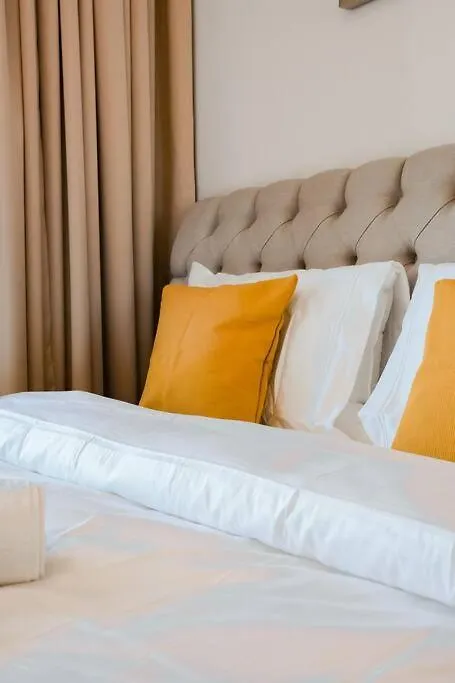 Apartment Cozy Studio With Burj Views Pool Gym Central Dubai